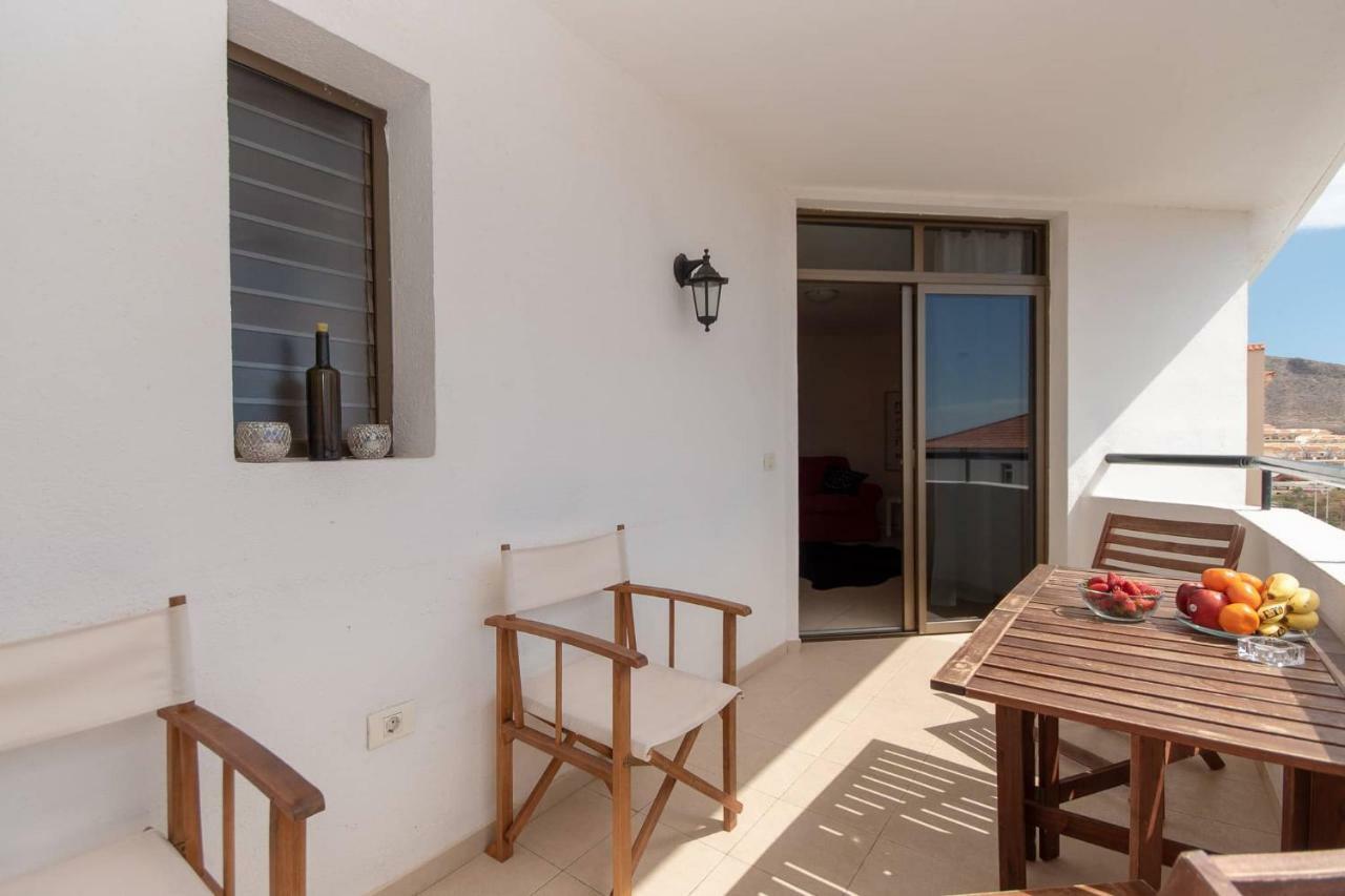 Great 2 Beds Apartment Los Cristianos Los Cristianos  Exterior photo