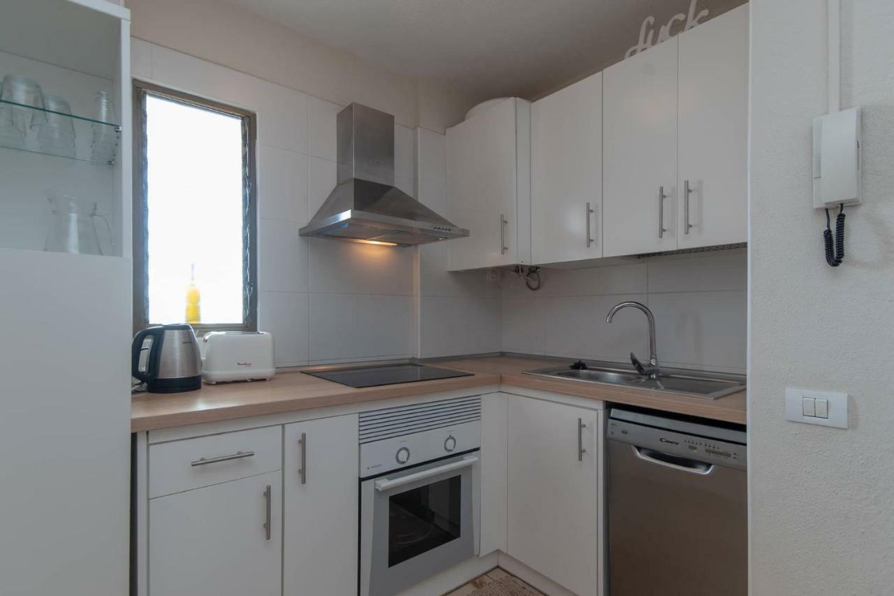 Great 2 Beds Apartment Los Cristianos Los Cristianos  Exterior photo